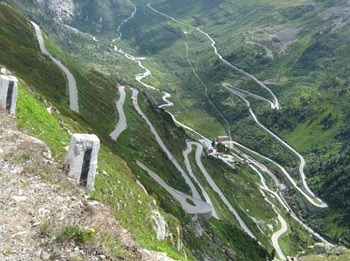 Những con đường ngoằn ngoèo nhất thế giới - 4