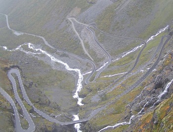 Những con đường ngoằn ngoèo nhất thế giới - 7