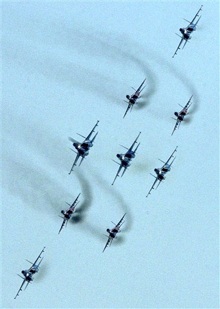 Nga phô diễn sức mạnh quân sự trong triển lãm hàng không - 4