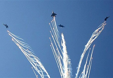 Nga phô diễn sức mạnh quân sự trong triển lãm hàng không - 19