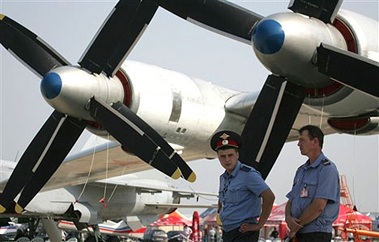 Nga phô diễn sức mạnh quân sự trong triển lãm hàng không - 11