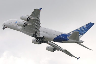 Thăm “khách sạn bay” Airbus A380 - 12