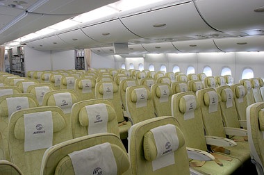 Thăm “khách sạn bay” Airbus A380 - 5