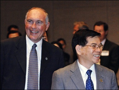 Chuyến công du nước ngoài của Chủ tịch Nguyễn Minh Triết - 3