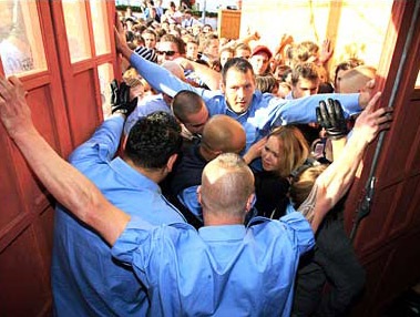 Chùm ảnh: Khai mạc lễ hội bia lớn nhất thế giới - 2