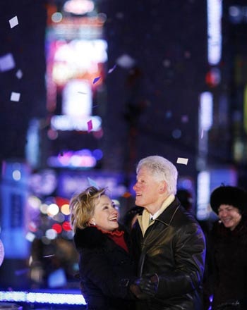 Chùm ảnh: Vợ chồng Clinton khiêu vũ trên Quảng trường Thời đại - 8