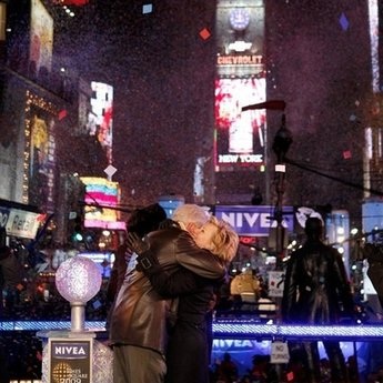 Chùm ảnh: Vợ chồng Clinton khiêu vũ trên Quảng trường Thời đại - 6