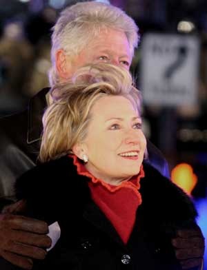 Chùm ảnh: Vợ chồng Clinton khiêu vũ trên Quảng trường Thời đại - 3