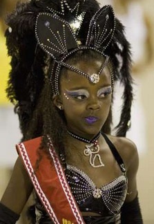 Khai mạc lễ hội hóa trang lớn nhất thế giới  - 2