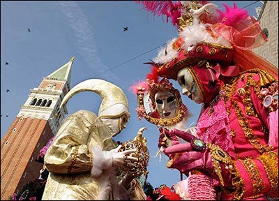 Xem lễ hội hoá trang tại “thành phố nổi” Venice - 1