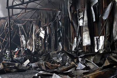 Hàn Quốc: Vụ cháy nhà kho kinh hoàng, 40 người thiệt mạng - 2 Hàn Quốc: Vụ cháy nhà kho kinh hoàng, 40 người thiệt mạng - 2