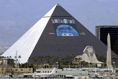 Những kim tự tháp nổi tiếng thế giới - 3