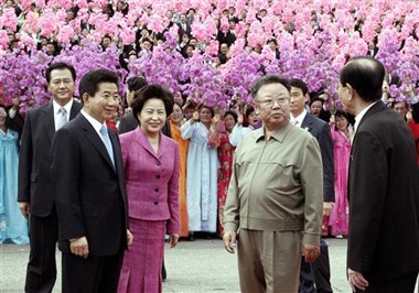 Cuộc gặp gỡ lịch sử của 2 nhà lãnh đạo Triều Tiên - 2