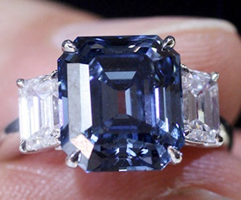 Viên kim cương xanh đắt nhất thế giới - 1