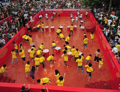 Xem lễ hội cà chua tại Trung Quốc - 1