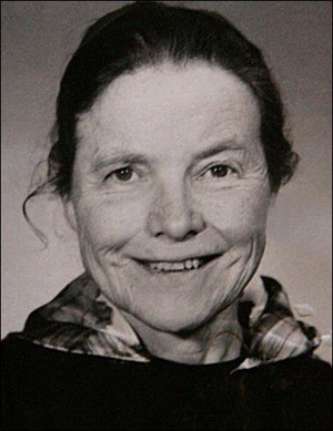 105 tuổi vẫn còn trinh - 3 105 tuổi vẫn còn trinh - 3