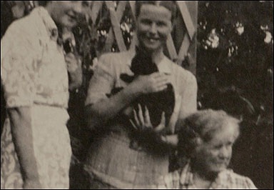 105 tuổi vẫn còn trinh - 2 105 tuổi vẫn còn trinh - 2