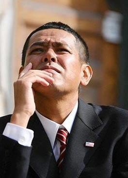 Thế giới vẫn sốt hàng hiệu Barack Obama - 5