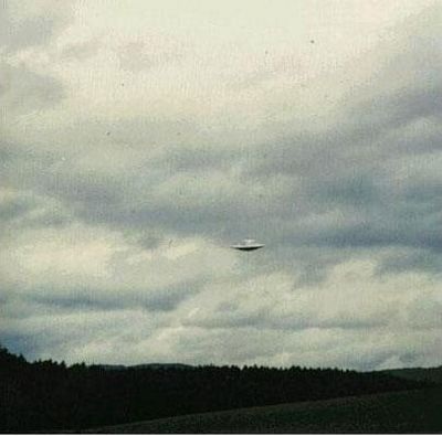 140 năm lịch sử UFO (2) - 12