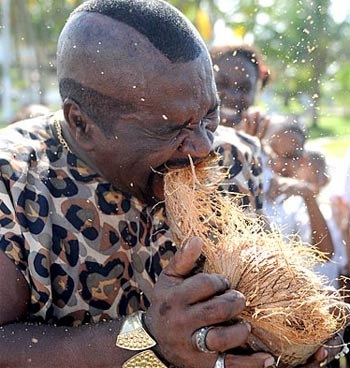 Những bức ảnh kỳ quặc nhất trong tháng - 10