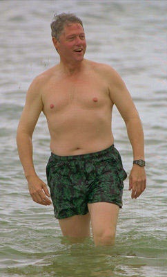 Chùm ảnh: Các lãnh đạo thế giới "khoe" ngực - 5