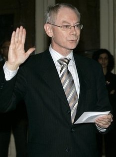 Chùm tin vắn qua ảnh - 3