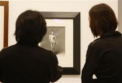 Những bức ảnh nude nổi tiếng nhất của năm 2008 - 5