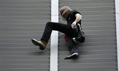 “Người nhện” tay không leo nhà chọc trời ở Brazil - 3 “Người nhện” tay không leo nhà chọc trời ở Brazil - 3