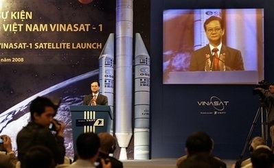 Báo chí thế giới với sự kiện phóng vệ tinh VINASAT-1 - 4