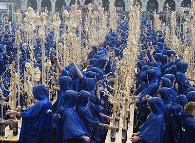 1.360 “núi lửa nhỏ” phun trào cùng lúc - 3 1.360 “núi lửa nhỏ” phun trào cùng lúc - 3