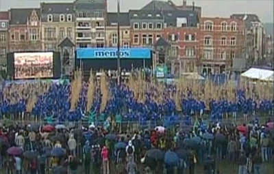 1.360 “núi lửa nhỏ” phun trào cùng lúc - 8 1.360 “núi lửa nhỏ” phun trào cùng lúc - 8