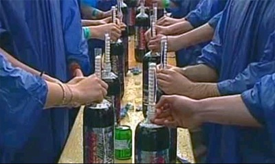 1.360 “núi lửa nhỏ” phun trào cùng lúc - 2 1.360 “núi lửa nhỏ” phun trào cùng lúc - 2