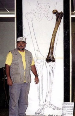 Điểm mặt những người cao nhất thế giới (1) - 3