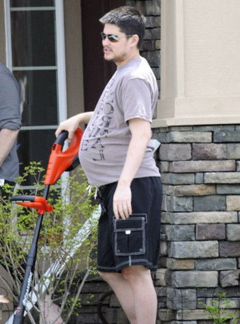 Những hình ảnh mới nhất về người đàn ông mang bầu - 4 Những hình ảnh mới nhất về người đàn ông mang bầu - 4