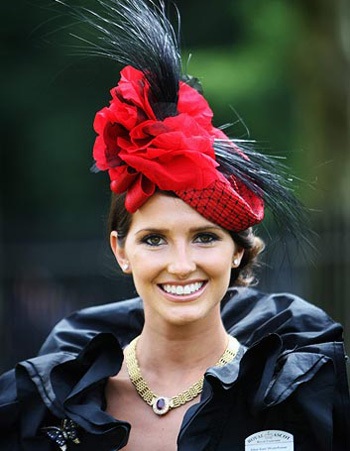 Săn mũ “hàng độc” tại lễ hội đua ngựa hoàng gia Anh  - 14