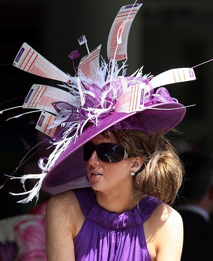 Săn mũ “hàng độc” tại lễ hội đua ngựa hoàng gia Anh  - 7