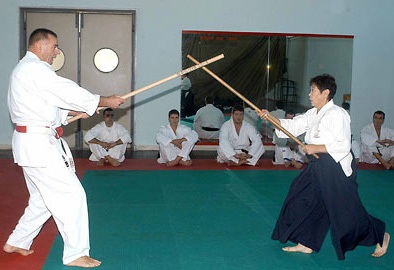 Bà già 77 hạ đo ván thanh niên trai tráng - 1 Bà già 77 hạ đo ván thanh niên trai tráng - 1