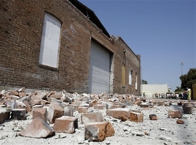 Mỹ: Động đất mạnh rung chuyển nam California - 4 Mỹ: Động đất mạnh rung chuyển nam California - 4