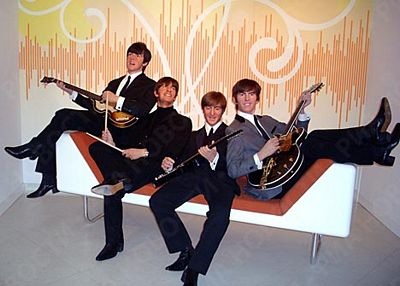 Gặp những người nổi tiếng trong bảo tàng tượng sáp ở Berlin - 11