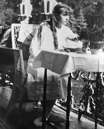 Chùm ảnh: Gia đình Sa hoàng cuối cùng ở Nga - 6