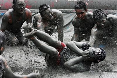 Chùm ảnh: Hàn Quốc sôi động lễ hội tắm bùn  - 5