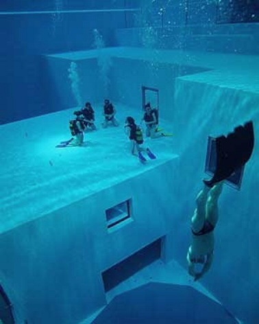 Bể bơi sâu nhất thế giới - 3 Bể bơi sâu nhất thế giới - 3