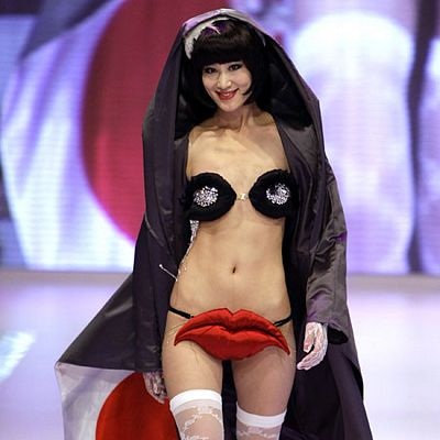 Những bức ảnh kỳ quặc nhất tháng 7 - 12