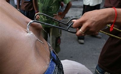 Xem ảnh kỳ quặc tháng 8 (1) - 7