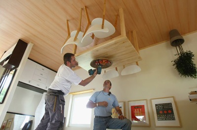 Xem nội thất ngôi nhà lộn ngược tại Đức - 4