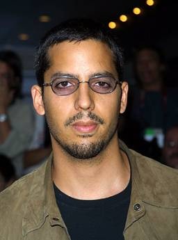 Chùm ảnh: Treo người lộn ngược trong 60 giờ (video) - 13