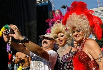 Sao Paulo: Tưng bừng diễu hành đồng tính  - 5