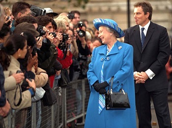 Tony Blair: Một thập kỉ quyền lực - 3