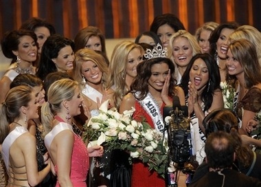 Nguời đẹp bang Tennessee đoạt vương miện Hoa hậu Mỹ 2007 - 3 Nguời đẹp bang Tennessee đoạt vương miện Hoa hậu Mỹ 2007 - 3