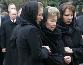 Cựu tổng thống Boris Yeltsin đã được an táng - 8